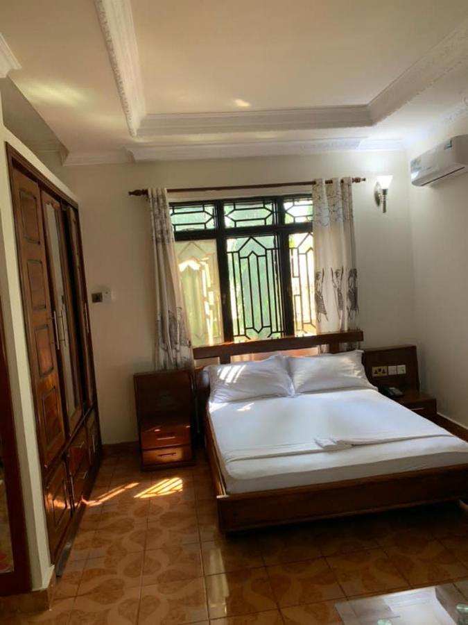 Coast View Resort Kigoma Ngoại thất bức ảnh